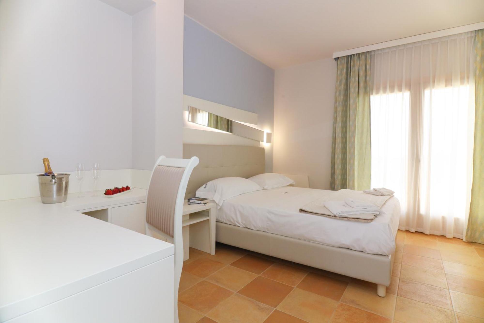 Tuisuneo La Conchiglia - Adults Only 4*